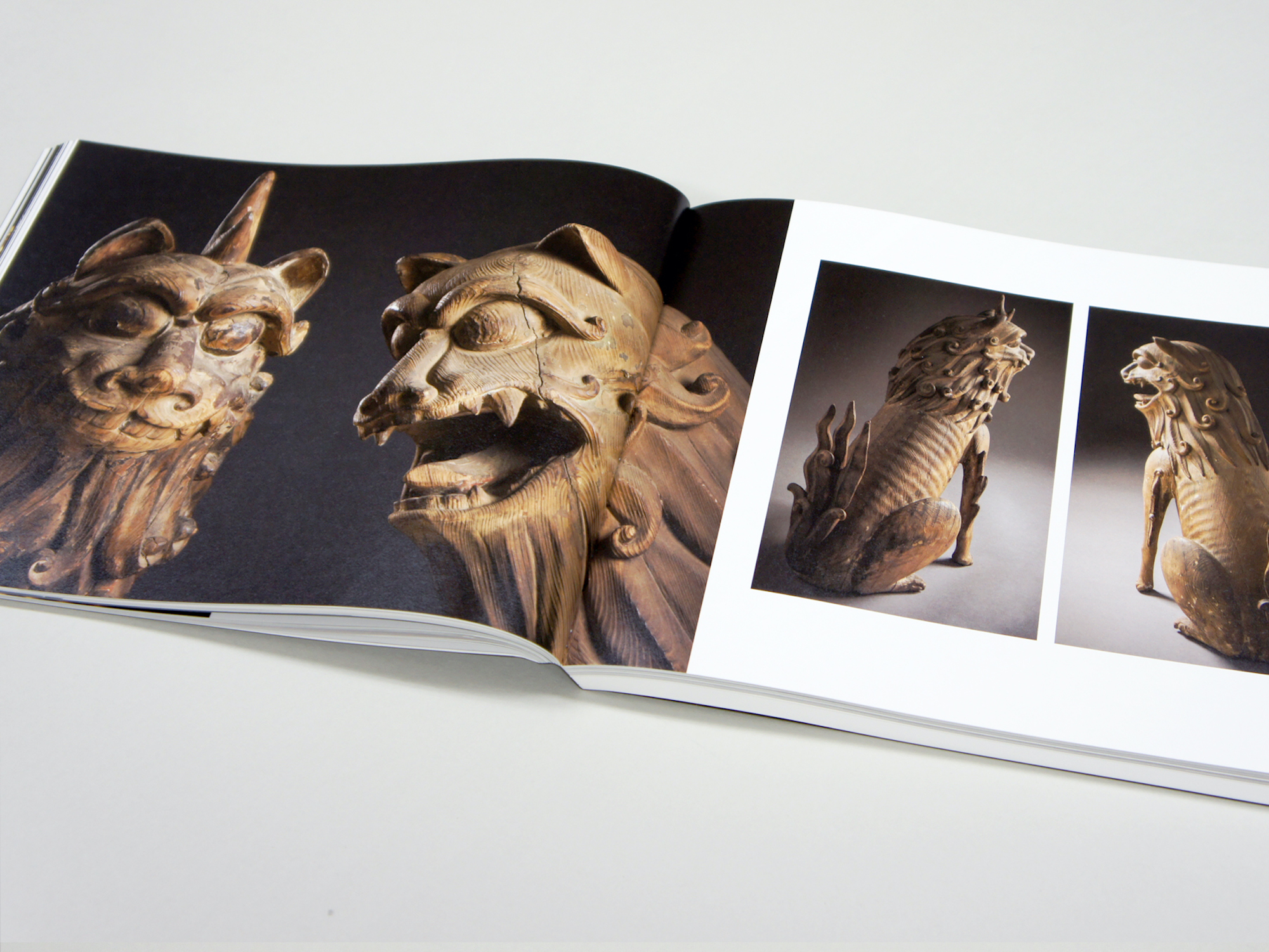 獅子と狛犬―神獣が来たはるかな道｜青幻舎 SEIGENSHA Art Publishing, Inc.